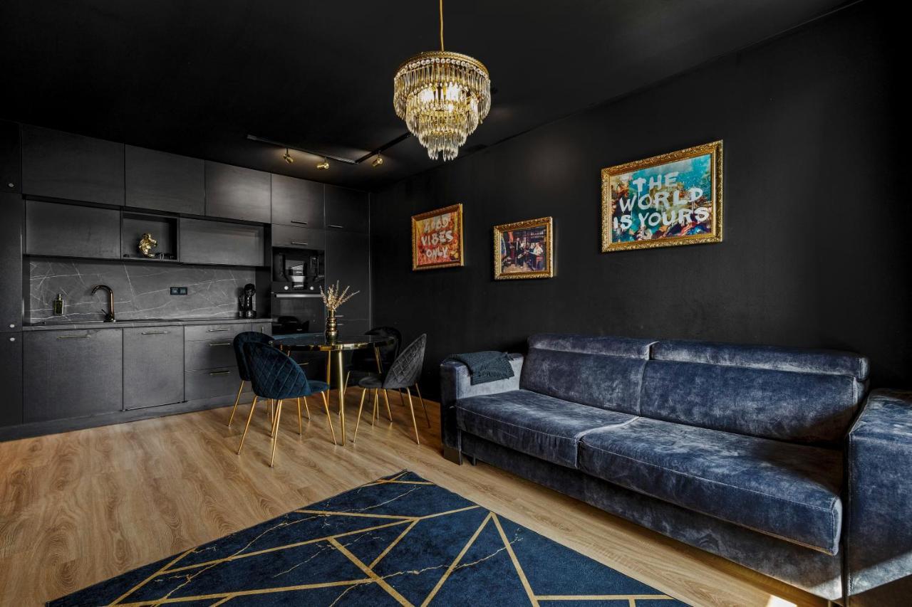 Lam Black - Ac - Balcony Daire Bratislava Dış mekan fotoğraf